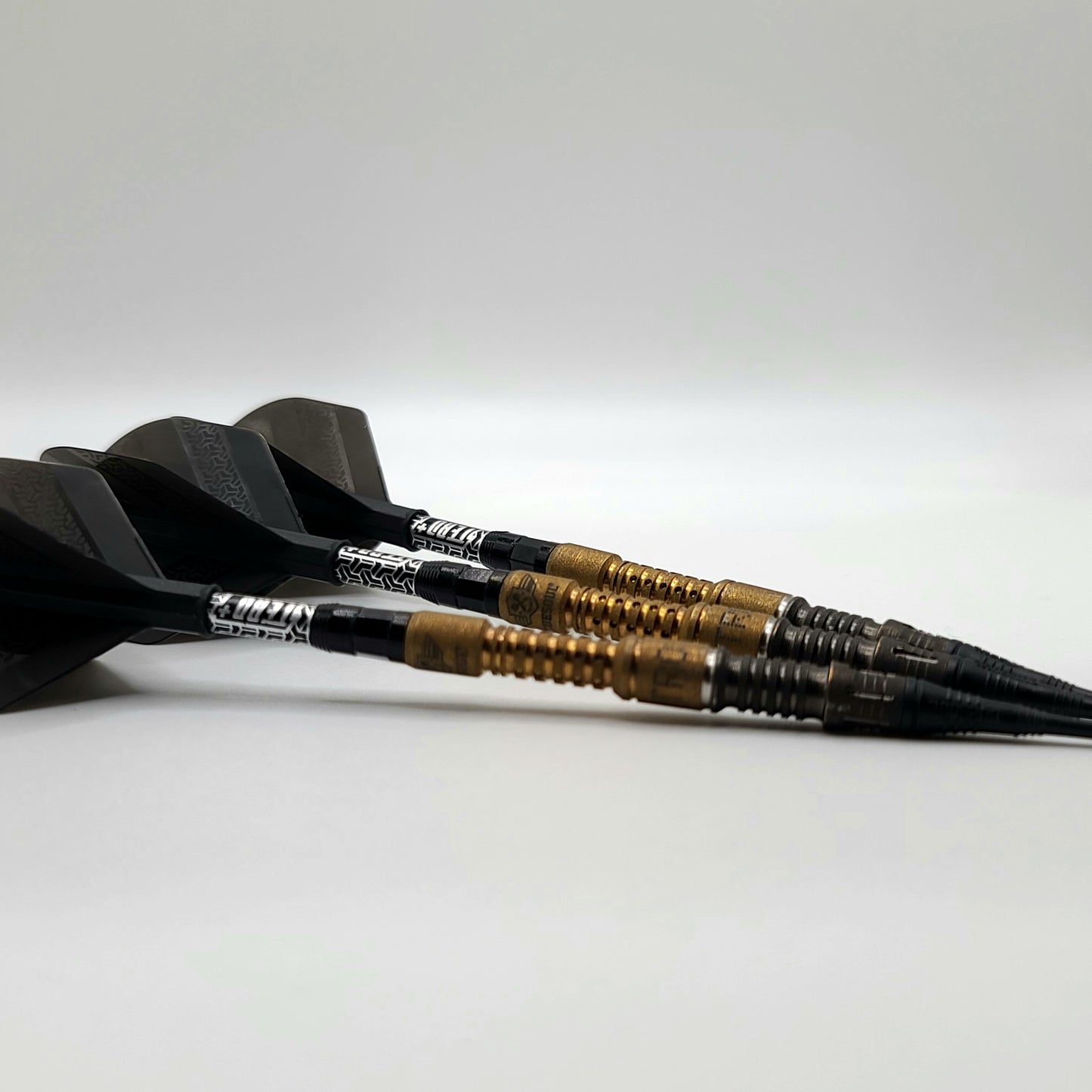 1. VUDF CUSTOM DESIGN - 프로스티드 서울루션, 20g 소프트 팁 90% 텅스텐 다트 배럴 세트