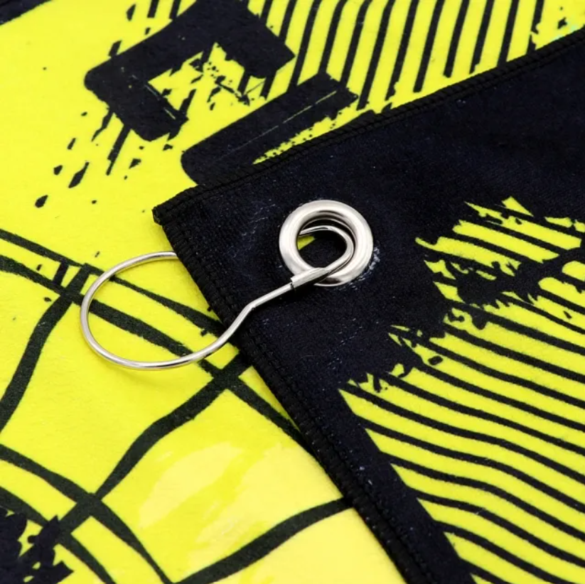 11. CUESOUL microfiber quick-drying sports towel with hook