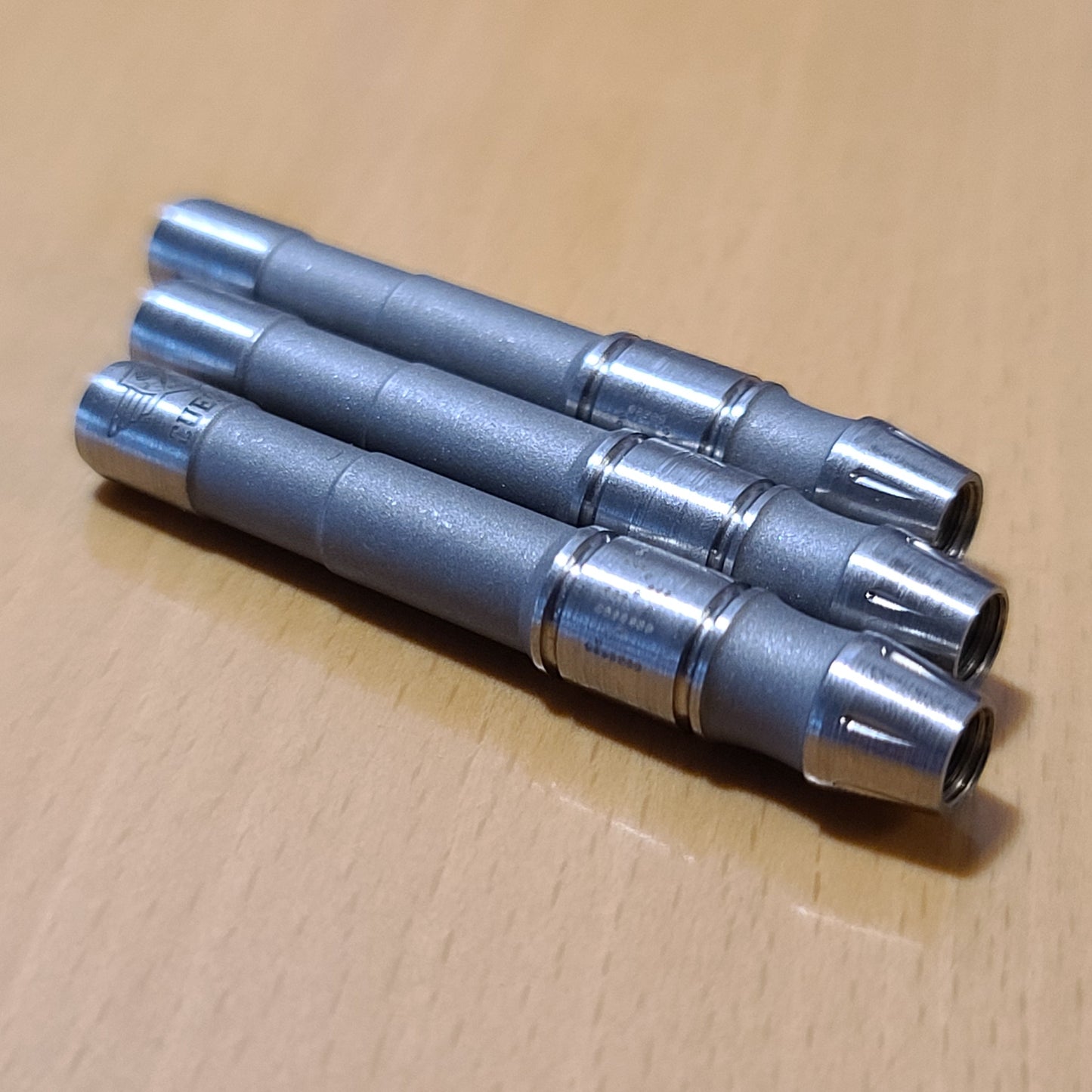 1. VUDF CUSTOM DESIGN - NYTRO 스무스 서울루션 디자인, 21g 소프트 팁 90% 텅스텐 다트 배럴 세트, 프런트로드 셰이프